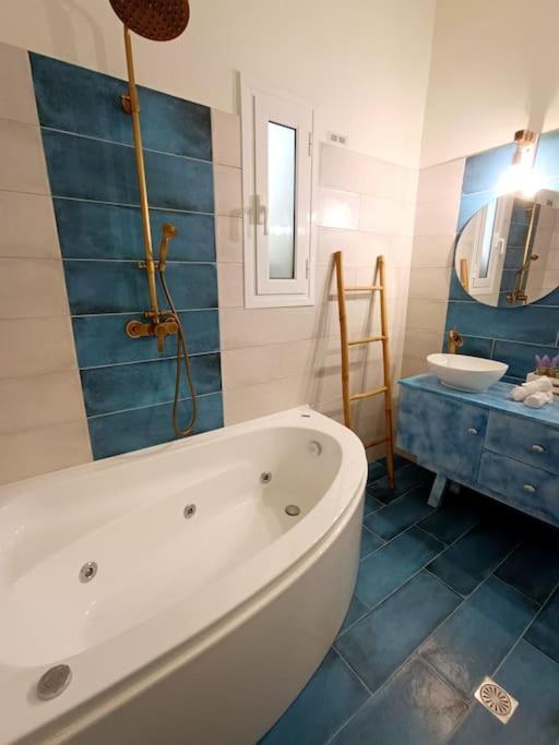 Villa Orizontas Corfu, Private Villa With Breathtaking Views Loutses Eksteriør billede