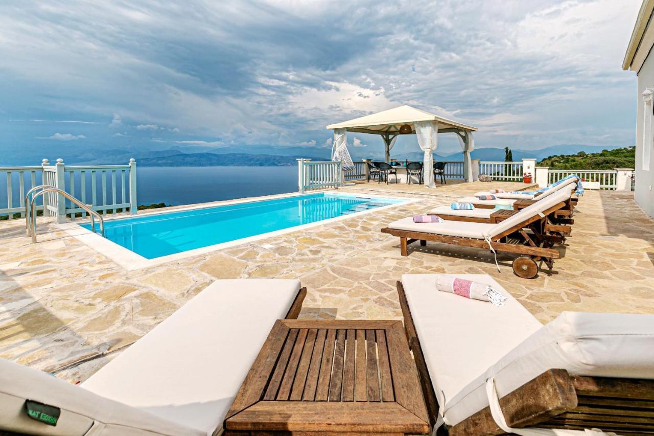 Villa Orizontas Corfu, Private Villa With Breathtaking Views Loutses Eksteriør billede